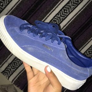 BLUE SUEDE RETRO PUMA SNEAKERS